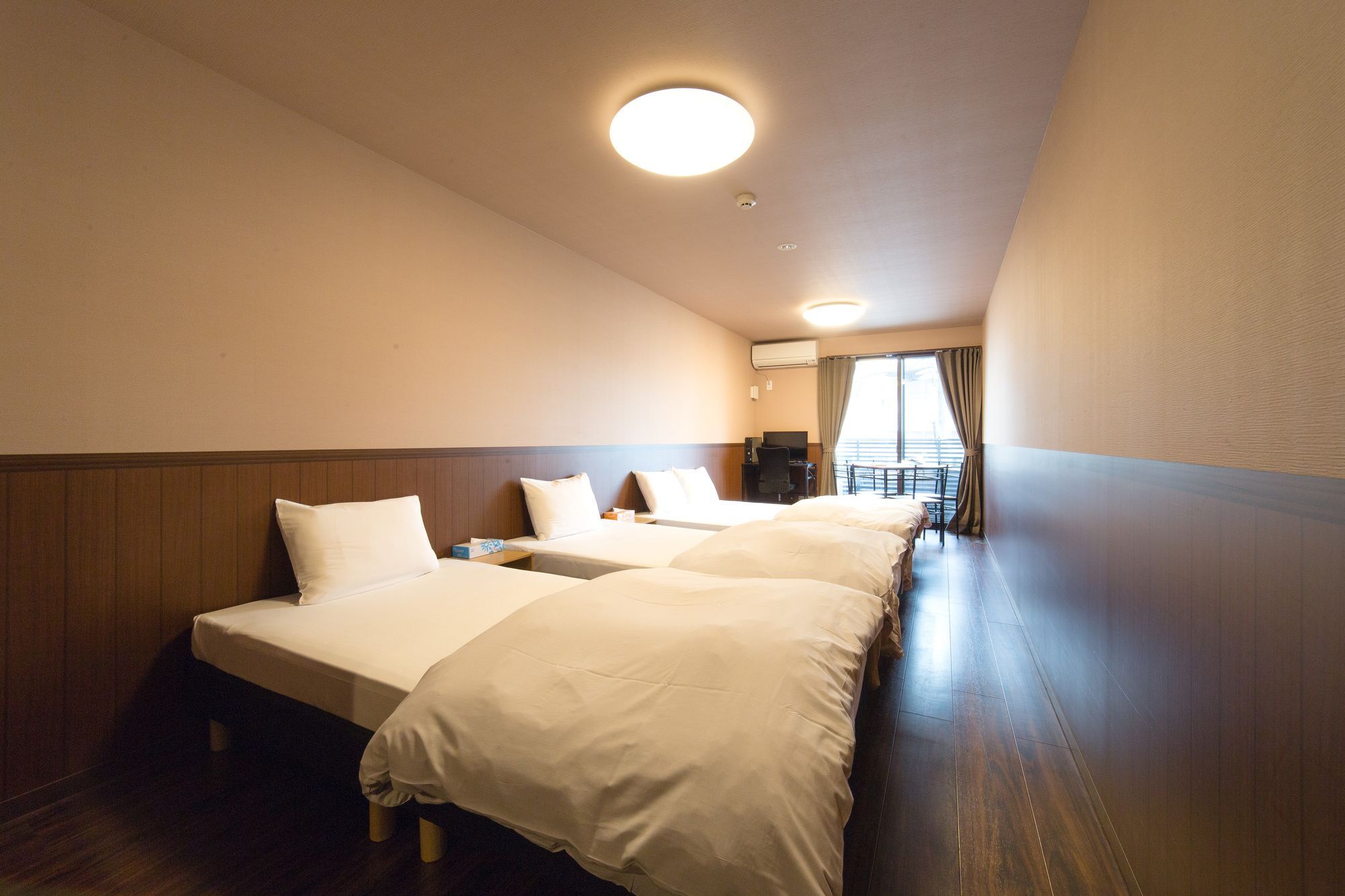 East By Root2 Hostel Kyoto Buitenkant foto